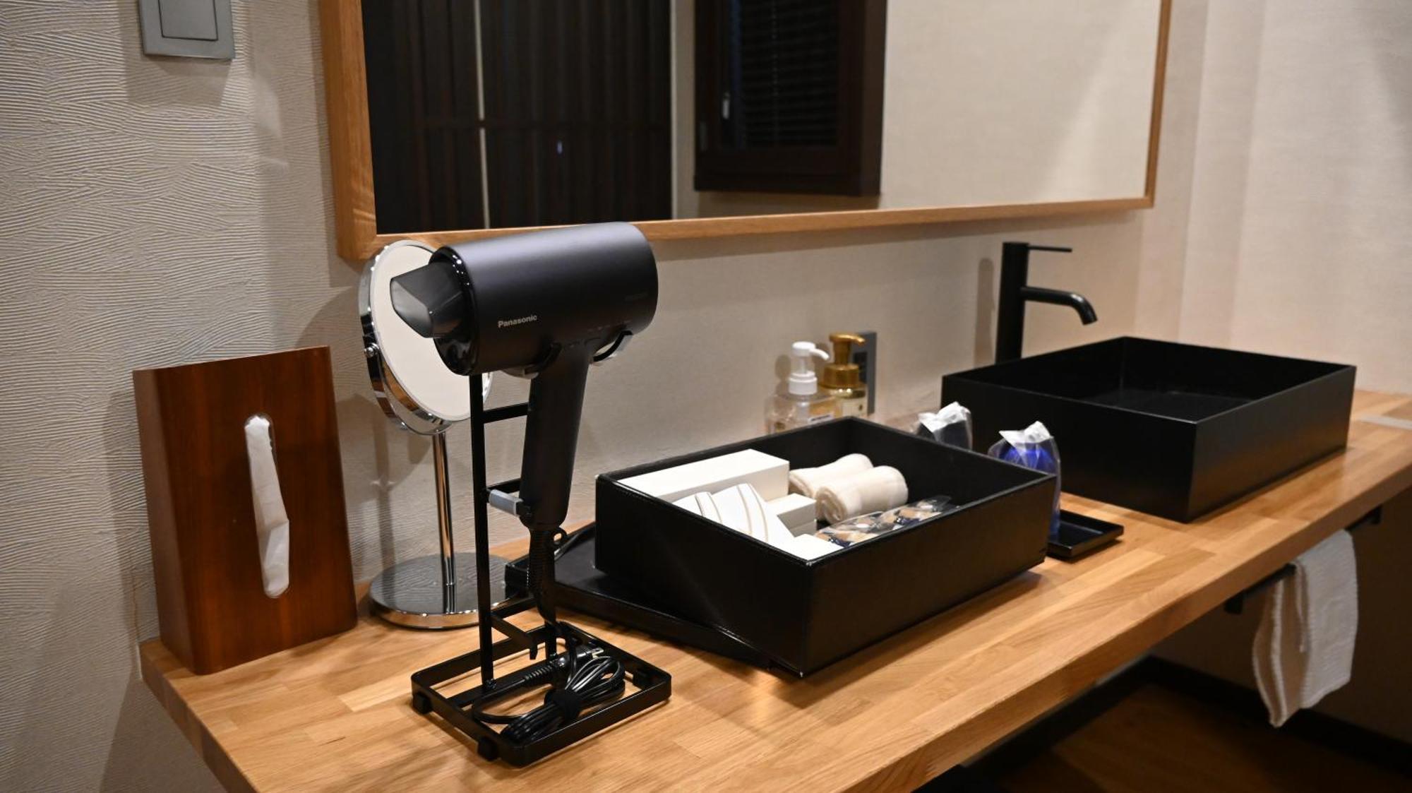 宮島離れの宿 Ibuku -Miyajima Hanare No Yado Ibuku- Hatsukaichi Eksteriør bilde